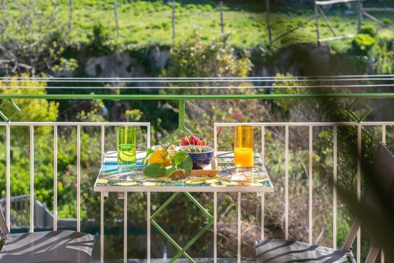 Casa Aura - Amalfi Coast Apartment Maiori Luaran gambar