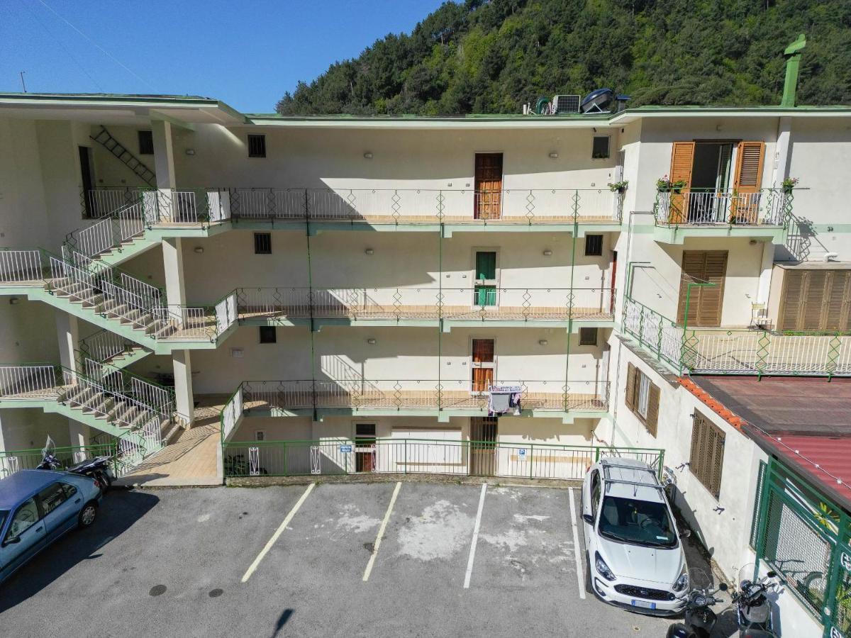 Casa Aura - Amalfi Coast Apartment Maiori Luaran gambar