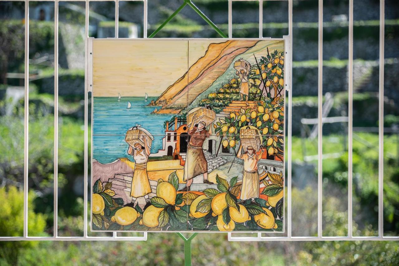 Casa Aura - Amalfi Coast Apartment Maiori Luaran gambar